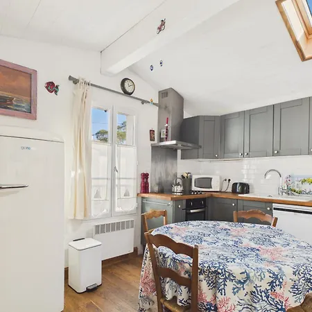 Pour 4, Plein Centre, A 700 M Apartment *